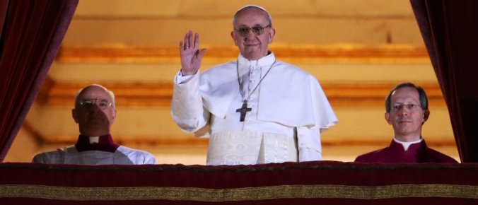 r-POPE-FRANCIS-huge