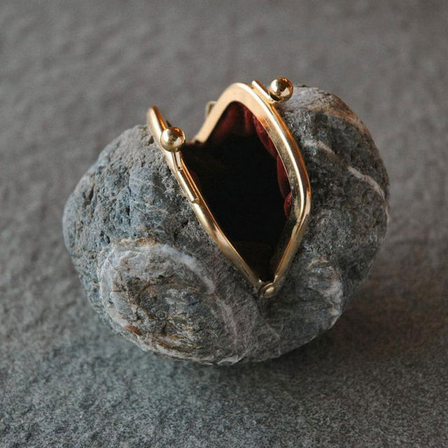 4c2c613b-a5f0-4df4-a72f-ae48b9e12eb7_medium.